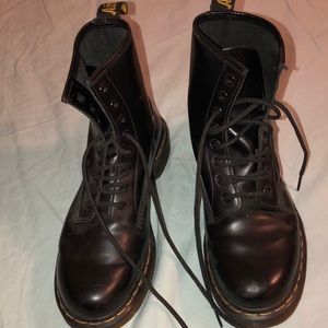 Dr. Martens 1460 8-eye boot black